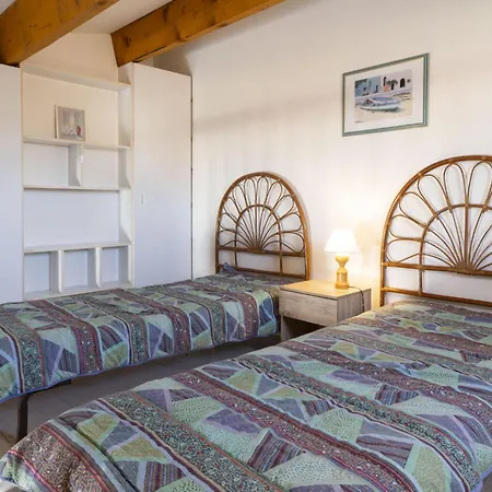 Cristallines By Interhome